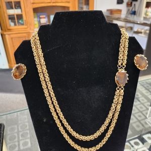 Exquisite Vintage Cameo Necklace, Earrings and Ring .